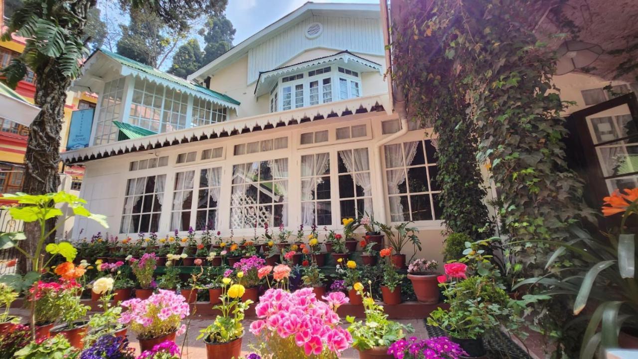Ivanhoe Hotel Darjeeling  Extérieur photo